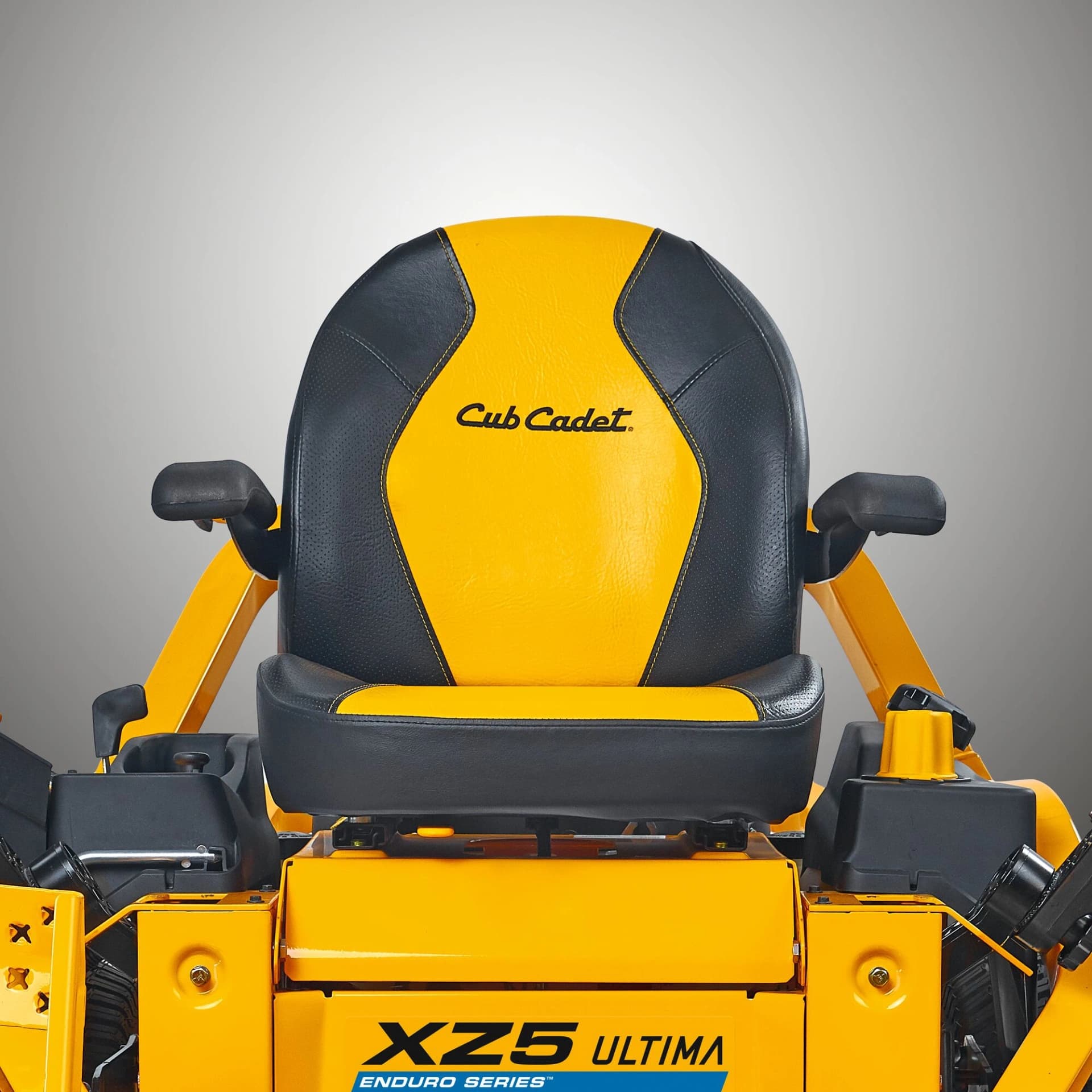 Traktorová kosačka ZeroTurn Rider Cub Cadet XZ5 L137