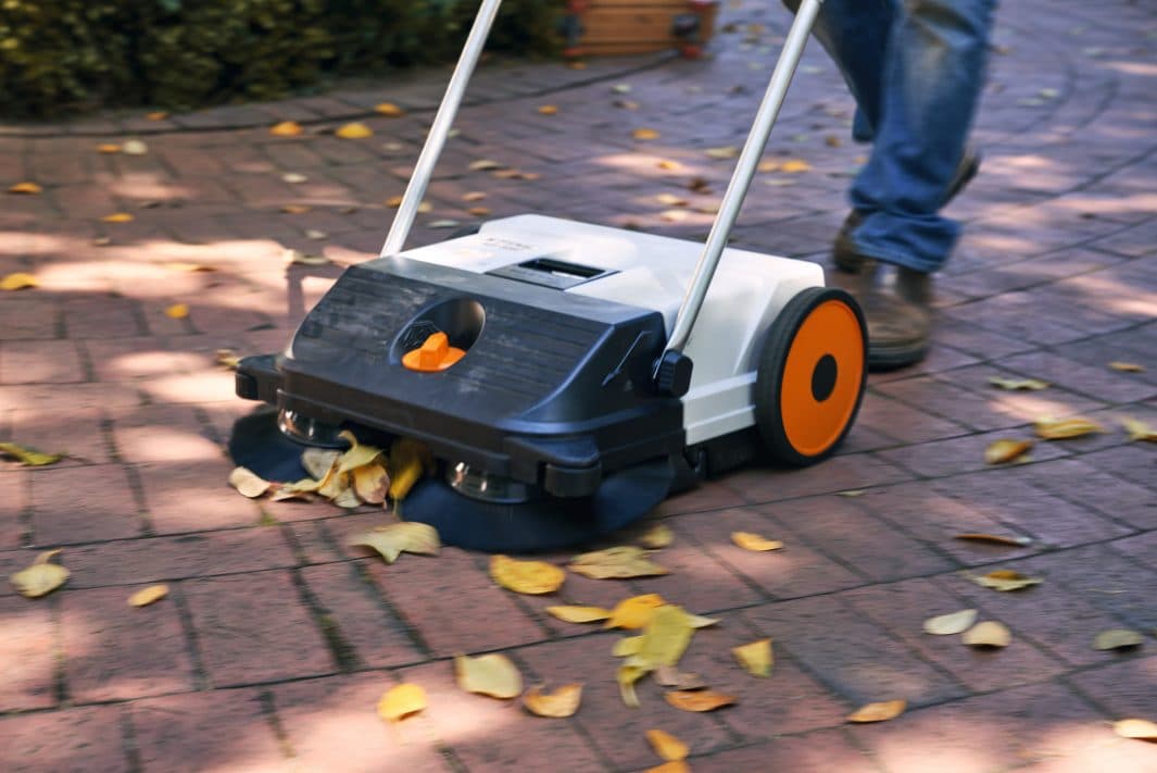 Zametací stroj STIHL KG 550