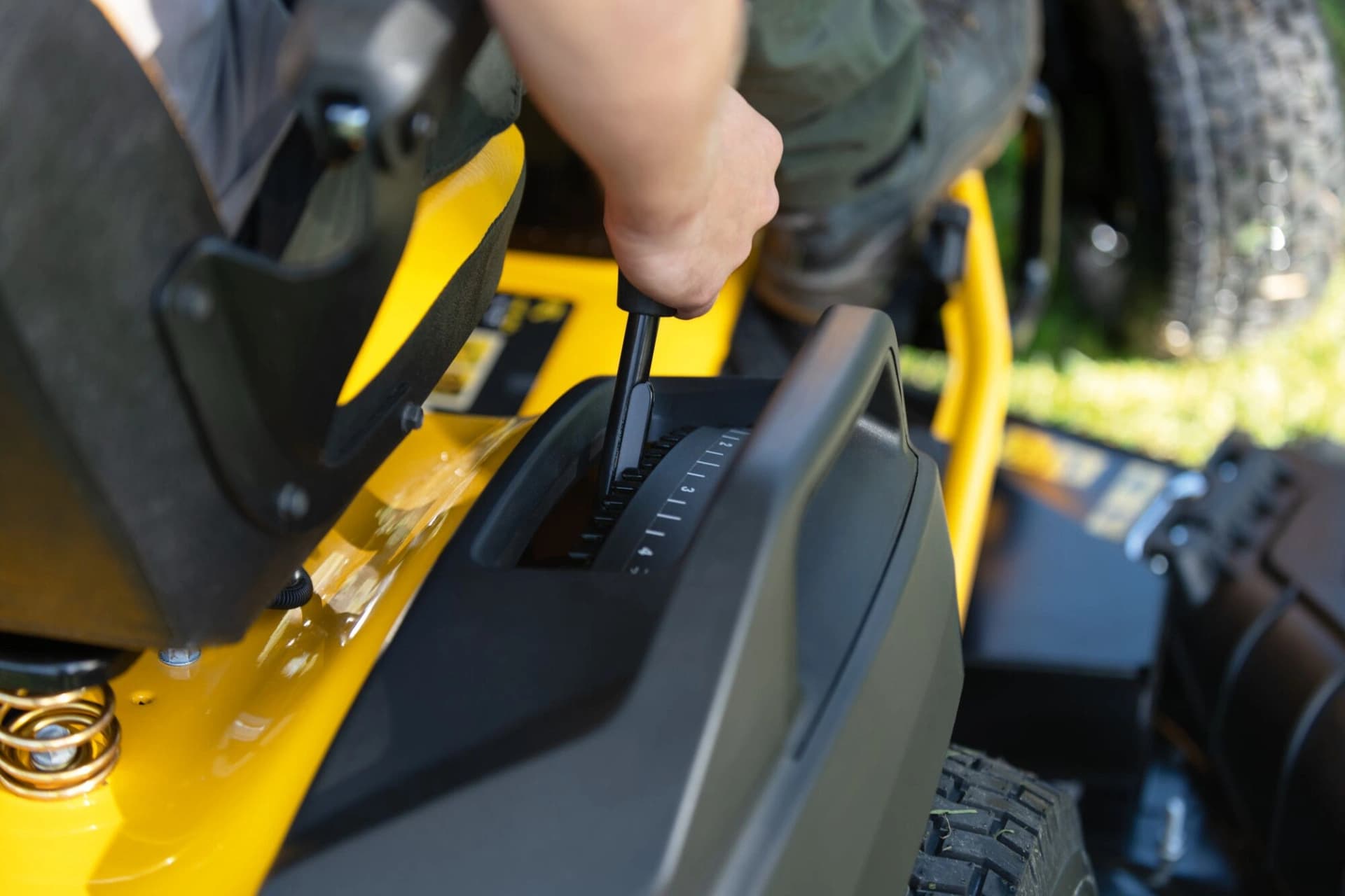 Traktorová kosačka Cub Cadet XT3 QS127