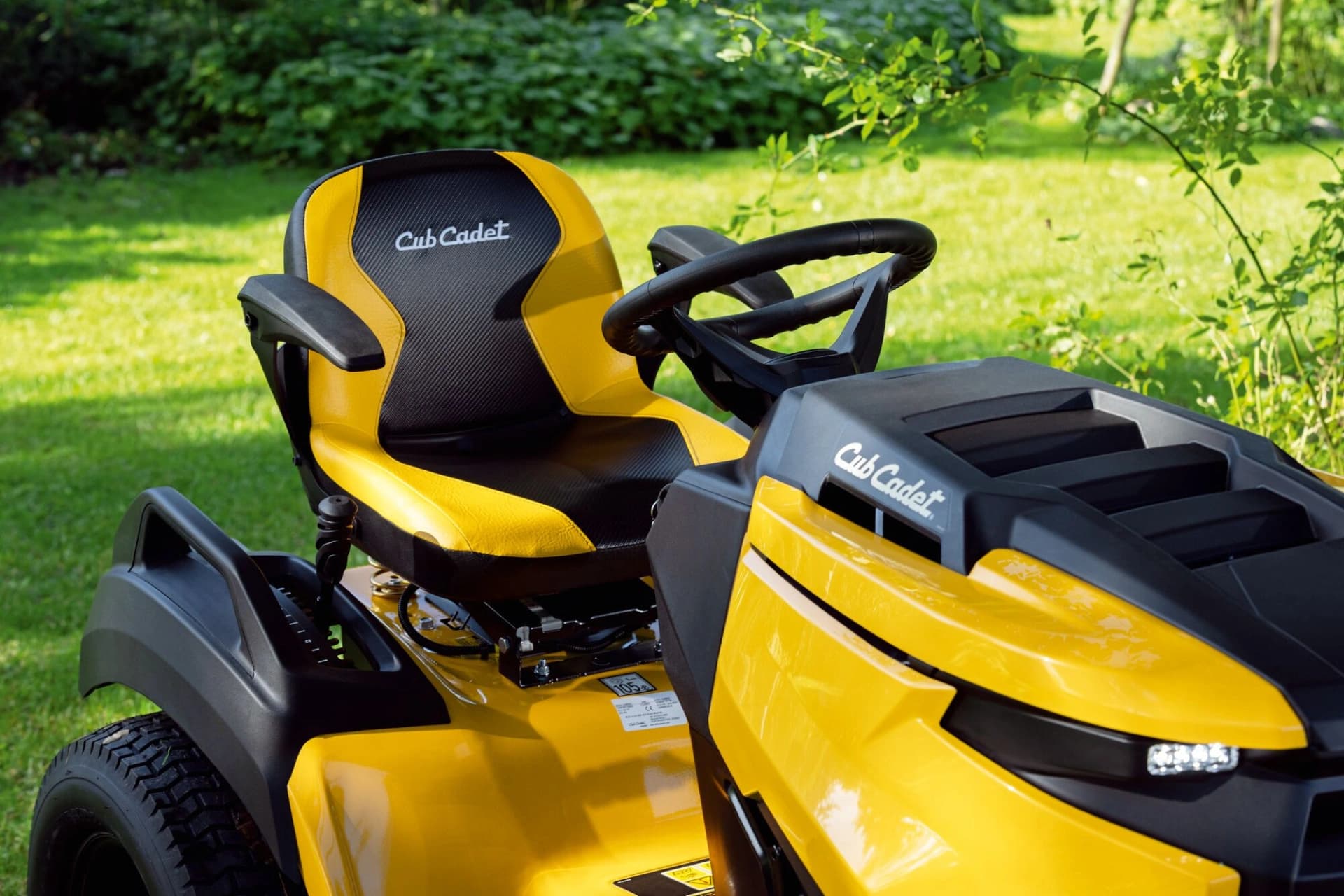 Traktorová kosačka Cub Cadet XT3 QS127