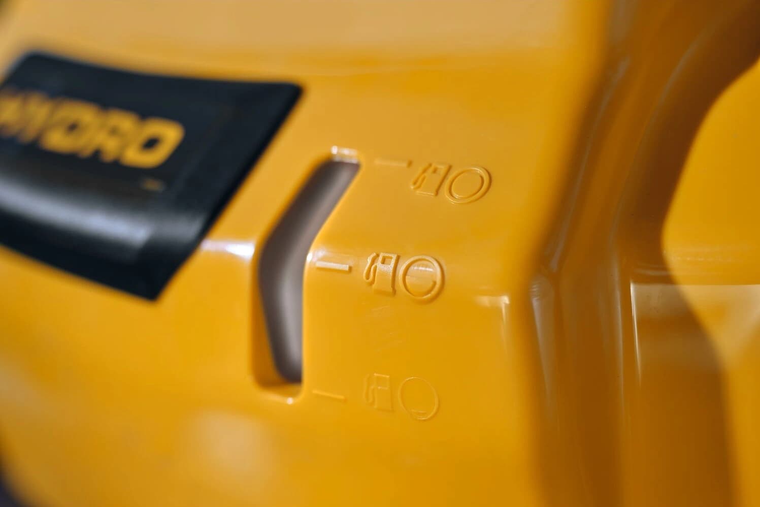Záhradný rider Cub Cadet LR2 NR76
