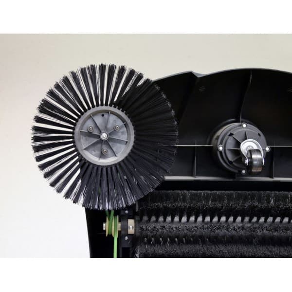 Zametací mechanický stroj Güde GKM 800